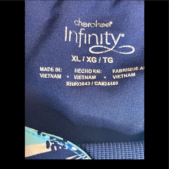 SCRUBS, Scrub top, Cherokee Infinity Stretch SZ Large, Blue Floral - Picture 7 of 16